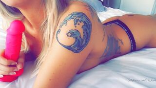 tris_love onlyfans Bitch in heels