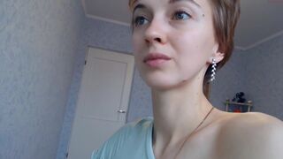 maria_moon_ crazy nurse posing on camera