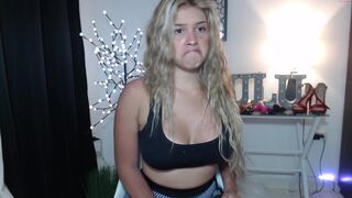 lulu_lopez busty brunette - stripped with girlfriend in french