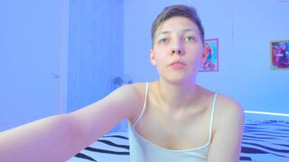 lucky_licky2020 Saturated brunette