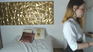 izzy_stell Skinny bitch