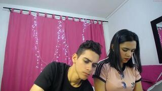 milky_shake pretty chick fucks pussy with phallus