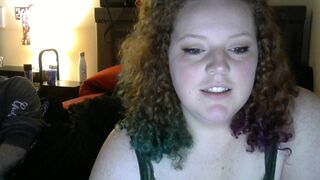 hugs143 shy mare gently jerks her pussy