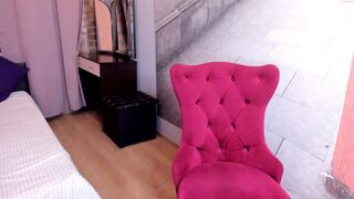 ashley_keat gorgeous bitch strips and jerks off