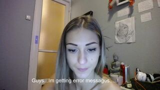 vivi busty babe fucks herself in her pussy