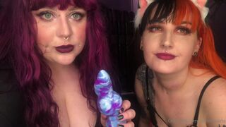 princessorla hot latina fucks pussy with a sex toy