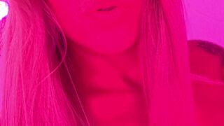 minniegirl gripping nipple masturbates wet wrap