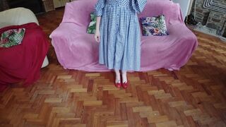 lucymuse Busty blonde