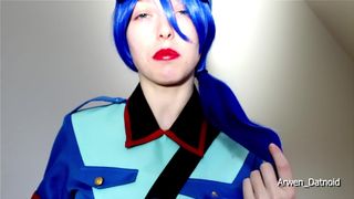 Arwen Datnoid riding a toy