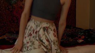Lyra Fae manyvids cute passion pulls the cap with his fingers
