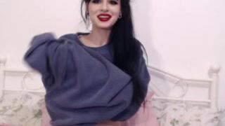poppy manyvids spicy pulls pussy