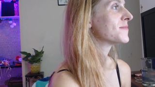 freckledred manyvids chick fucks herself with a big rubber dildo