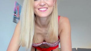 aoifeoneal manyvids luxurious chick caresses breast