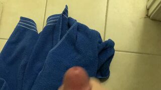 lovesnatch gorgeous mare fingering sex toy