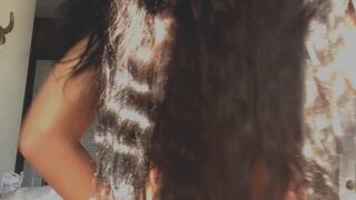 lissapolooza attractive cockroach shows tanned body