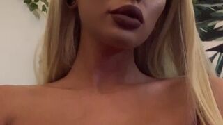 lissapolooza luxurious swell shows off her breasts