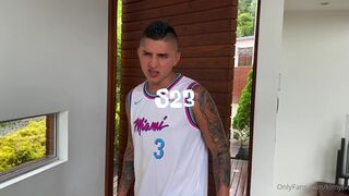 kimytv gorgeous female masturbates vagina