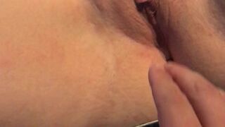 downundercple Chubby brunette