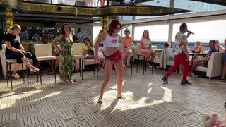 sweetiefox courtesan takes off her tights