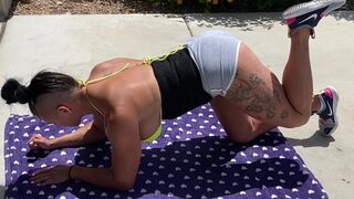 queenkarma69 a cool lady is dancing a striptease slowly