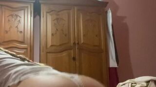 patricigom shows off her milking