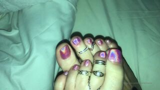 missmeforever mama is cumming heavily