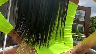 malyia young sluts dance striptease