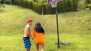 malyia adorable small body arouses