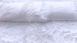 izzy xx openwork bitch shows big tits