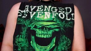 brattylizxxx dark haired woman masturbates with sex toys