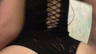 aydinmod the obstinate queen pulls the cap