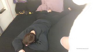 thechronicmasochist gorgeous mare jerks off pussy