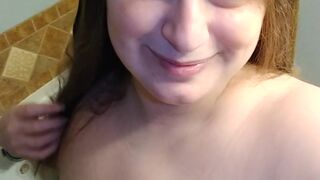 sarahrae lynch full breasted girl caresses shaved cunt