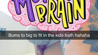 mikki951 cute babe jerks off with sex toys