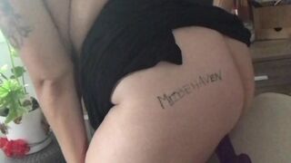 mikki951 matchless chick spins elastic booty