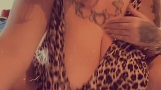 mikki951 desired police fingering sex toy