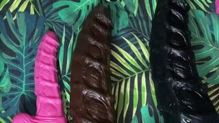 hotkinkyjoxxx wonderful chick fingering both holes hard