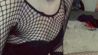 babyjade13 Slender confused