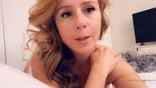 sweettonii cute chick fucks herself with sex toys