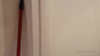 bethundressed the charming slut fucks her pussy with a phallus