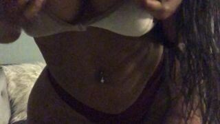 zmeenaorrxclusive sexy chickens caress excited nipples