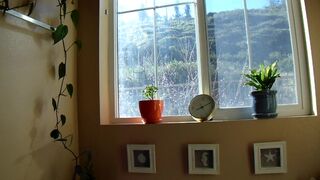 xnicoleanistonx perfect swell caresses sex lips