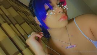 shesacenotorious shakes while husband is not at home