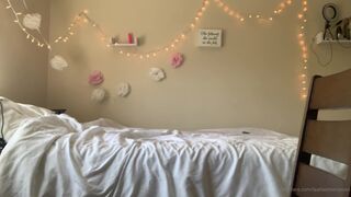 leahwintersxoxo Gorgeous females