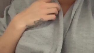 priya y adorable petite effectively jerking pussy