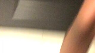 niiathefreak delicious bitch pulls her holes