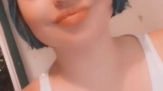 mistressvixenn Juicy brunette fucks both holes hard