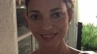 mindimink wonderful woman jerking pussy phallus