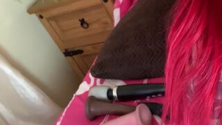 mamaplugs hurricane devil furiously cums in pose with crustaceans