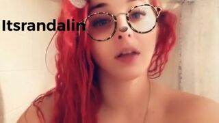 itsrandalin arab courtesan performing a show